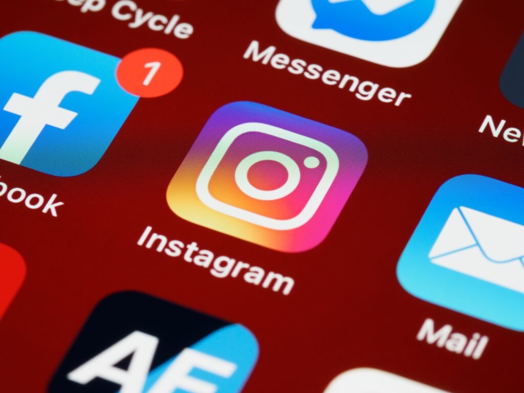 social media marketer in kayamkulam